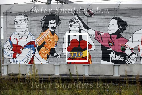 Amsterdam 29 september 2020
Muurschilderingen met Bobby Haarms Ruud Gullit Nouri Stanley menzo Co Stompe Louis v gaal en Gerie Kneteman . Lucia Rijker