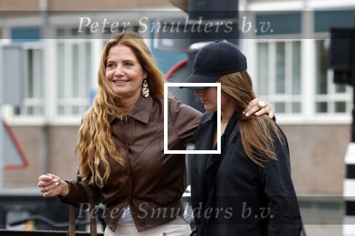 Amsterdam 27 september 2020
Mariska Hulscher met dochter in Amsterdam