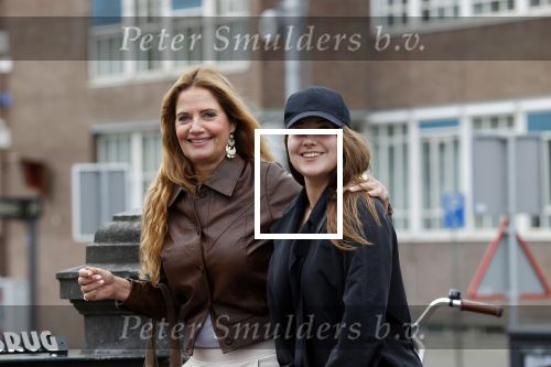 Amsterdam 27 september 2020
Mariska Hulscher met dochter in Amsterdam