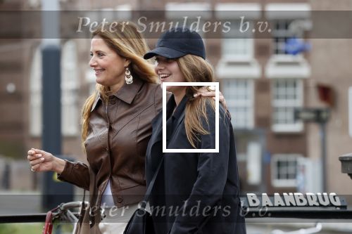 Amsterdam 27 september 2020
Mariska Hulscher met dochter in Amsterdam