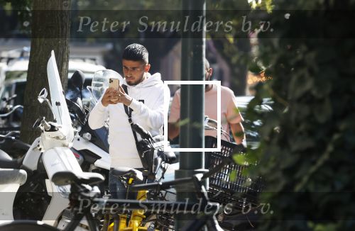 Amsterdam 22 september 2020
Naci Unuvar en zijn manager Mo Salem op de cornelis schuytstraat