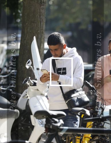 Amsterdam 22 september 2020
Naci Unuvar en zijn manager Mo Salem op de cornelis schuytstraat
