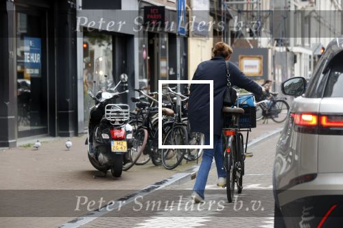 Amsterdam 25 september 2020
Prinses marilene op straat op de pc hooftstraat