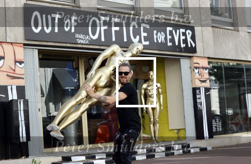 Amsterdam 19 september 2020
Selwyn Senatori bij zijn nieuwe atelier op de pc hooftstraat