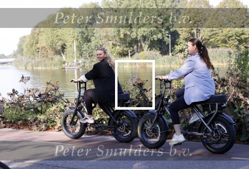 Amsterdam 22 september 2020
Skyler en Lia Witschge op hun electrische Knaap fietsen