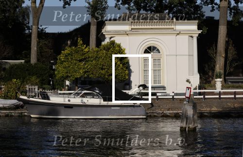 Weesp 21 september 2020
Mooi huis in centrum Weesp aan de Vecht met een mooie interboat voor de deur.