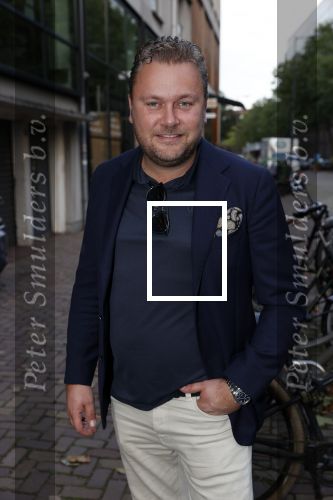 Amsterdam 29 september 2020
Presetatie Amsterdam XXXL magazine met Kim Feenstra op de cover. Wesly Bronkhorst met beste vriend Ray
