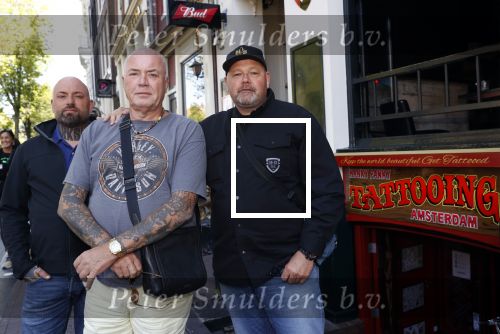 Amsterdam 18 september 2020
Rachel Hazes laat een tatoo zetten bij Hankypanky tatooshop op de wallen. Het woord mama wordt getatoeerd met daarin as van haar moeder. familie Willem v Boxtel.