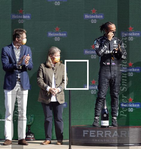 Zandvoort 5 september 2021
Grand Pris F1 op circuit Zandvoort . Aanwezig oa Koning Willem Alexander Koningin Maxima Prinses Amalia en prinses Alexia. Max Verstappen wint de GP Lewis Hamilton is 2e en Valteri Bottas 3e. Charlene de Carvalho Heineken rijkt de prijzen uit