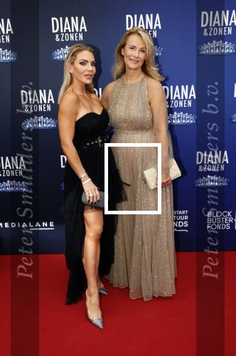 Amsterdam 12 september 2021
Premiere Diana en zonen in het deLaMar theater.
Aaltje v Zweden met haar dochter Anna Sophia