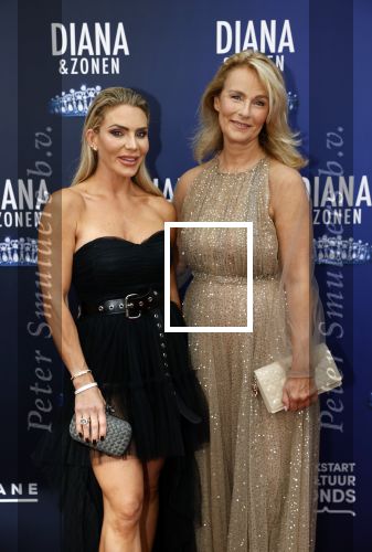 Amsterdam 12 september 2021
Premiere Diana en zonen in het deLaMar theater.
Aaltje v Zweden met haar dochter Anna Sophia