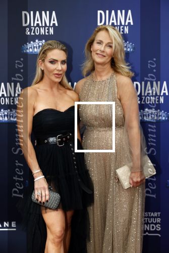 Amsterdam 12 september 2021
Premiere Diana en zonen in het deLaMar theater.
Aaltje v Zweden met haar dochter Anna Sophia