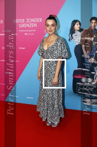 Amsterdam 11 oktober 2021
Premiere Liefde zonder grenzenin Tuschinski met in de hoofdrol Yolanthe Cabau v Kasbergen Jim Bakkum Soy Kroon Abbey Hoes  Hajo Bruins en Peggy Vrijens