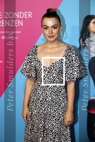 Amsterdam 11 oktober 2021
Premiere Liefde zonder grenzenin Tuschinski met in de hoofdrol Yolanthe Cabau v Kasbergen Jim Bakkum Soy Kroon Abbey Hoes  Hajo Bruins en Peggy Vrijens