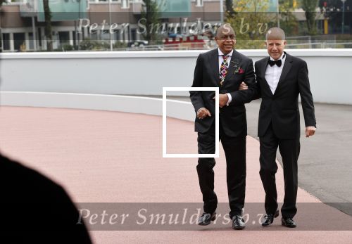 Leusden 25 september 2021
Premiere Nummer 14 ( Johan Cruijff ) in het AFAS Theater. Adjiedj Bakas met zijn partner