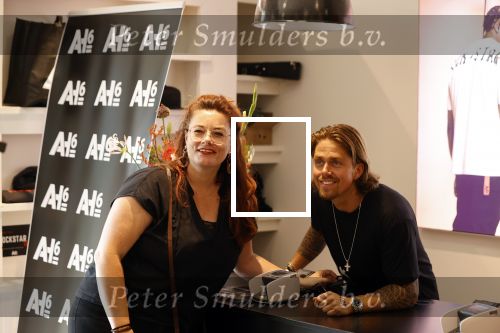 Lelystad 3 september 2021
Andre Hazes en Djarno Hofland hebben een AH6 geopend in de outlet in lelystad.