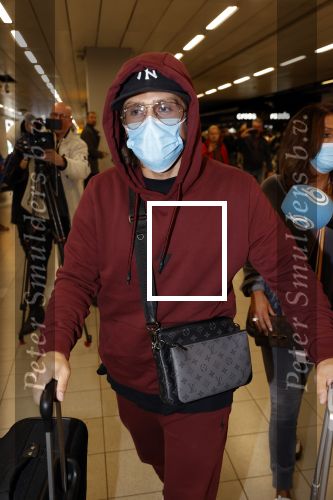 Amsterdam 17 oktober 2021
Andre Hazes en zijn moeder rachel Hazes rriveren op schiphol nadat Andre 4 weken in Spanje is geweest.