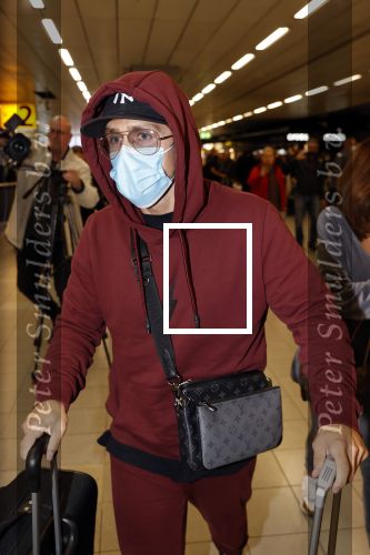 Amsterdam 17 oktober 2021
Andre Hazes en zijn moeder rachel Hazes rriveren op schiphol nadat Andre 4 weken in Spanje is geweest.