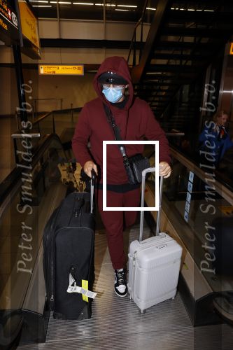 Amsterdam 17 oktober 2021
Andre Hazes en zijn moeder rachel Hazes rriveren op schiphol nadat Andre 4 weken in Spanje is geweest.