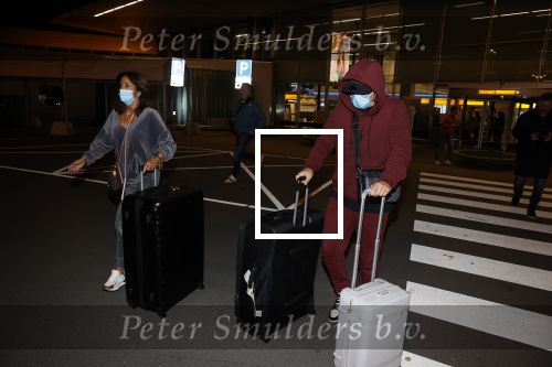 Amsterdam 17 oktober 2021
Andre Hazes en zijn moeder rachel Hazes rriveren op schiphol nadat Andre 4 weken in Spanje is geweest.