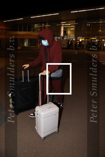 Amsterdam 17 oktober 2021
Andre Hazes en zijn moeder rachel Hazes rriveren op schiphol nadat Andre 4 weken in Spanje is geweest.