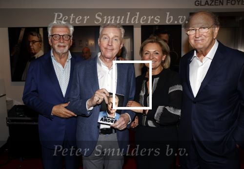 Amsterdam 18 oktober 2021
Boekpresentatie Andre v Duin geschreven door Bert Kuizenga . De presentatie vindt plaats in het DeLamar theater. Andre met jan Slagter Carolien tensen en Joop v d Ende