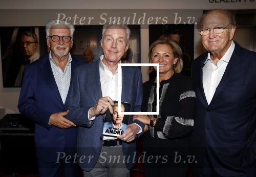 Amsterdam 18 oktober 2021
Boekpresentatie Andre v Duin geschreven door Bert Kuizenga . De presentatie vindt plaats in het DeLamar theater. Andre met jan Slagter Carolien tensen en Joop v d Ende