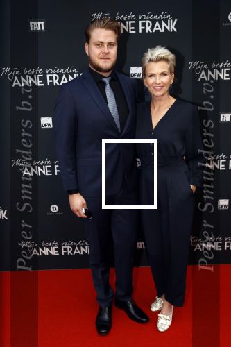 Amsterdam 6 september 2021
Premiere Mijn beste vriendin Anne Frank in Tuschinski.
Anita Witzier kwam met haar zoon