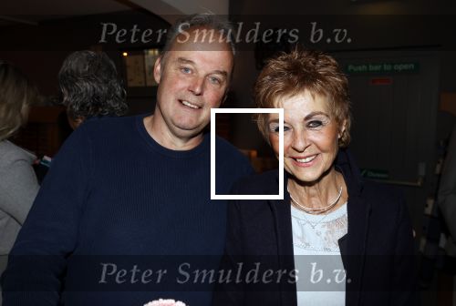 Volendam 12 oktober 2021
Boekpresentatie Jan Keizer bij Hotel Spaander in Volendam . Alle oude bendleden van BZN zijn aanwezig zoals Annie Schilder Carola Smit Jan Tuijp Jack Veerman Thomas Tol Dick Plat . Aniie en Menno Muis