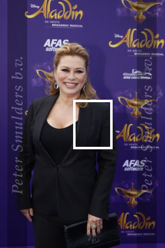 Scheveningen 26 september 2021
Premiere Aladdin in het circustheater. Antje Monteiro met een goede kennis