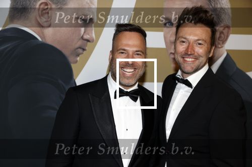 Amsterdam 28 september 2021
Premiere James Bond in Tuschinski. Barry Paf met Robin Pors