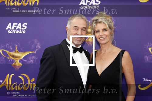 Scheveningen 26 september 2021
Premiere Aladdin in het circustheater.
Bart Bosch met vrouw