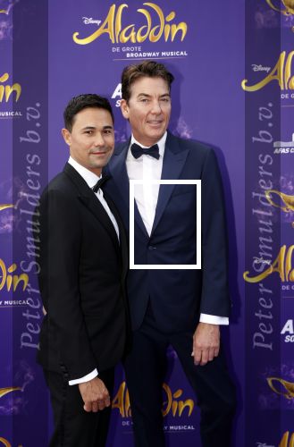 Scheveningen 26 september 2021
Premiere Aladdin in het circustheater. Bart ettekoven met vriend
