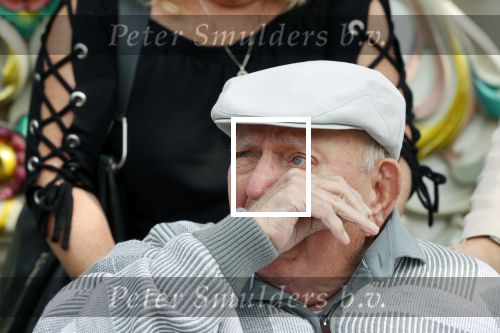 Vlaardingen 17 september 2021
Bas v Toor viert zijn 86e verjaardag . Er is een defile met Bassie en Adriaan auto\'s. Ook de vrouw van Bas , Coby zijn dochter Liesbeth en schoonzoon Evert waren aanwezig.