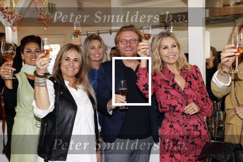 Amsterdam 11 oktober 2021
Presentatie fit platform van Antje Monteiro fit at home health & lifestyle. Bastiaan Ragas met laura Vlasblom