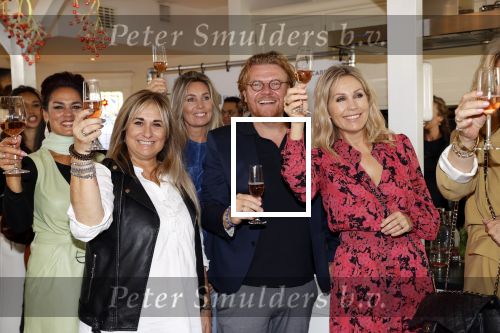 Amsterdam 11 oktober 2021
Presentatie fit platform van Antje Monteiro fit at home health & lifestyle. Bastiaan Ragas met laura Vlasblom