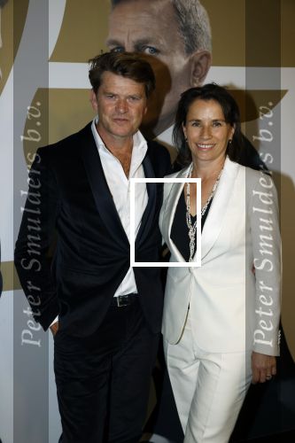 Amsterdam 28 september 2021
Premiere James Bond in Tuschinski. Beau v erven Dorens met zijn vrouw Selly
