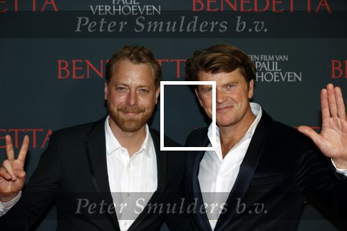 Amsterdam 12 oktober 2021
Premiere Benedetta  in Tuschinski. paul Verhoeven is de regisseur. Beau v Erven Dorens met Mark v Eeuwen