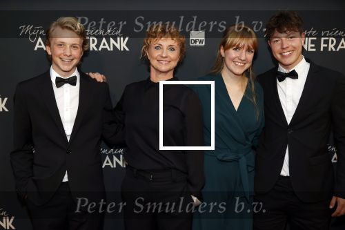 Amsterdam 6 september 2021
Premiere Mijn beste vriendin Anne Frank in Tuschinski.
Bianca Krijgsman met familie