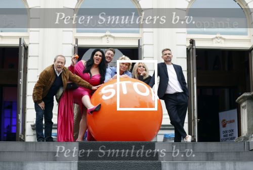 Amsterdam 2 september 2021
Aftrap van Stoptober bij Vondel CS.
Aanwezig Patricia PaaY Hans Klok Bill v Dijk  Louisa en Rowan en Patrick Martens .