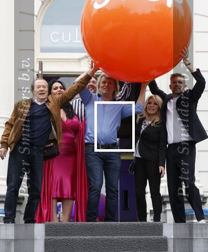 Amsterdam 2 september 2021
Aftrap van Stoptober bij Vondel CS.
Aanwezig Patricia PaaY Hans Klok Bill v Dijk  Louisa en Rowan en Patrick Martens .