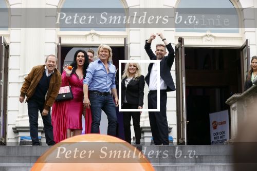 Amsterdam 2 september 2021
Aftrap van Stoptober bij Vondel CS.
Aanwezig Patricia PaaY Hans Klok Bill v Dijk  Louisa en Rowan en Patrick Martens .
