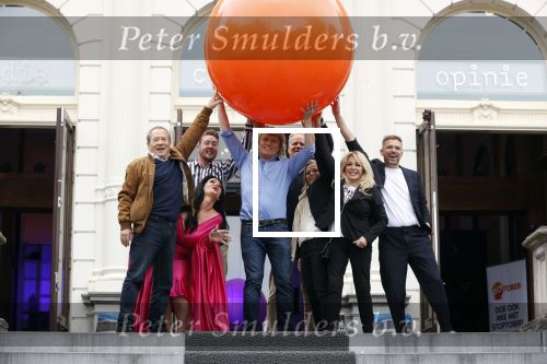 Amsterdam 2 september 2021
Aftrap van Stoptober bij Vondel CS.
Aanwezig Patricia PaaY Hans Klok Bill v Dijk  Louisa en Rowan en Patrick Martens .