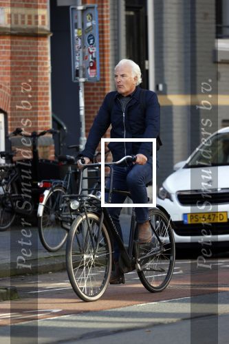 Amsterdam 4 oktober 2021
Bob Sikkes op zijn fiets in Amsterdam zuid.