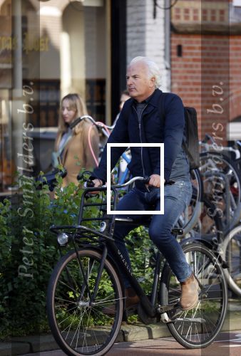 Amsterdam 4 oktober 2021
Bob Sikkes op zijn fiets in Amsterdam zuid.
