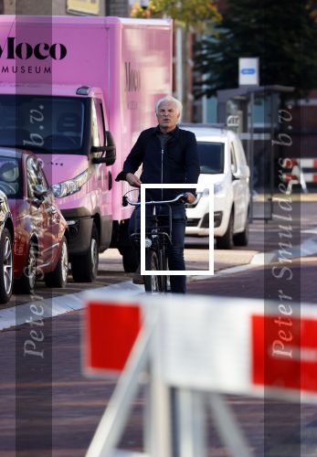 Amsterdam 4 oktober 2021
Bob Sikkes op zijn fiets in Amsterdam zuid.