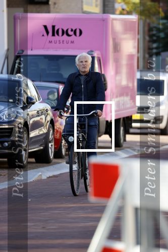 Amsterdam 4 oktober 2021
Bob Sikkes op zijn fiets in Amsterdam zuid.