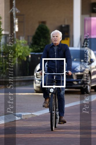 Amsterdam 4 oktober 2021
Bob Sikkes op zijn fiets in Amsterdam zuid.