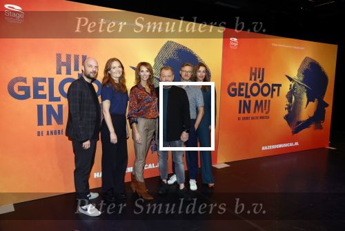 Amsterdam 12 oktober 2021
Cast presentatie Andre Hazes musical Hij gelooft in mij met Martijn Fischer Annick Boer Roosmarijn Luyten Mark Kraan Rutger de Bekker en Dorien v Gent .