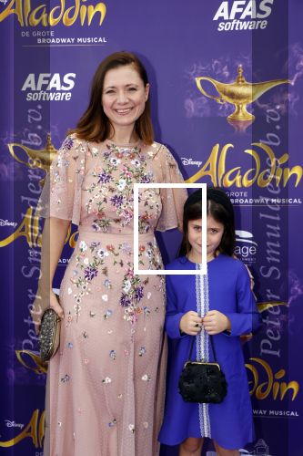 Scheveningen 26 september 2021
Premiere Aladdin in het circustheater.
Celine Purcell met dochter